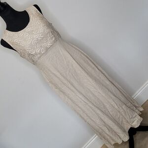 Scarlet sz 9/10 cottagecore linen blend maxi dress.